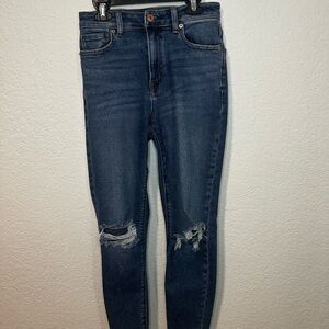 American Eagle Distressed Blue Jeans